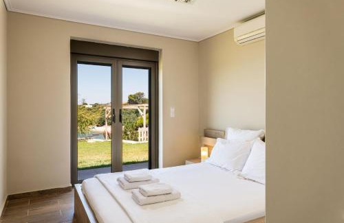 Agrilos Villa | Idyllic Villa Idyle - Prime Beachfront Residence for Families