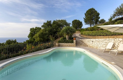 Cefalu Villa | Family-Friendly Villa with Private Pool - Ideal for 8 Guests