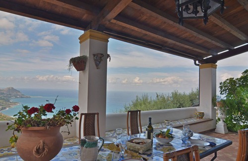 Cefalu Villa | Villa Il Basto 8: Family-Friendly Retreat in Cefal