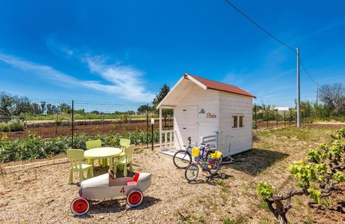 Parati Villa | Villa Il Neto: 4-Star Retreat with Pool & Pet-Friendly Perks
