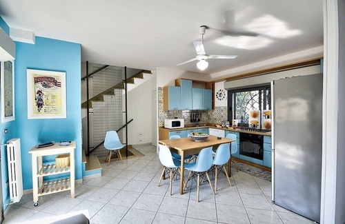 Laura House | Villa Il Nocchiero: Beachside Retreat with Free Wi-Fi