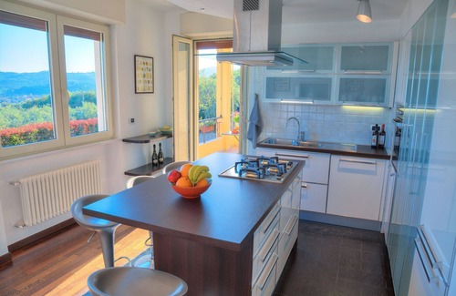 Diano Marina Villa | Villa il Poggiolo - Modern Sea-View Villa with Heated Pool