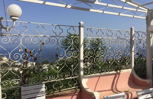 Capri Villa | Cozy Villa Il Sigillo in Capri Center with Ocean Views