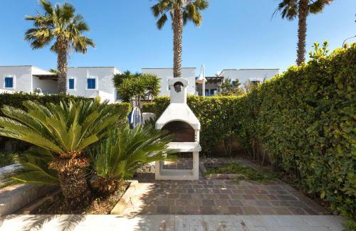 Porto Cesareo House | Poolside Retreat: Villa Ilaria Chiusurelle for Families