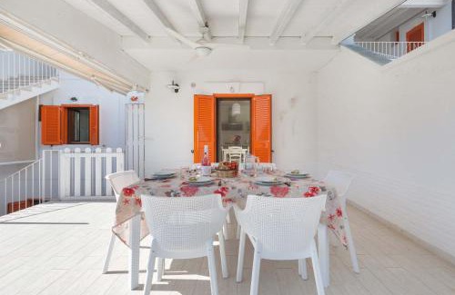 Porto Cesareo House | Poolside Retreat: Villa Ilaria Chiusurelle for Families