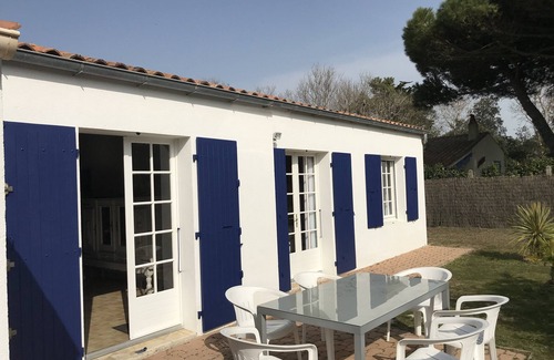 Domino Villa | Beachside Villa Île d'Oleron DOMINO with Ocean Views