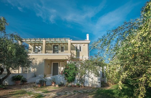 Pyrgos Villa | Villa Ilida: Balcony Views & Access to Ionian Sea