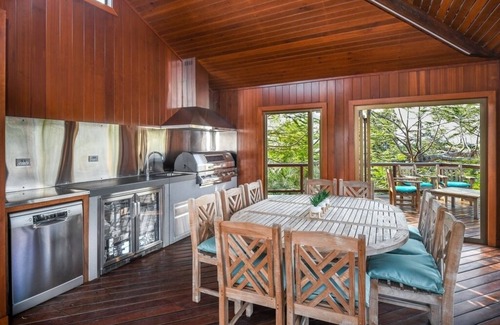 Hamilton Island House | Experience Villa Illalangi on Hamilton Island Today!
