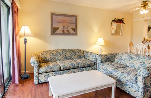 Myrtle Beach Resort | Oceanfront Villa with Exclusive On-Site Rental Perks