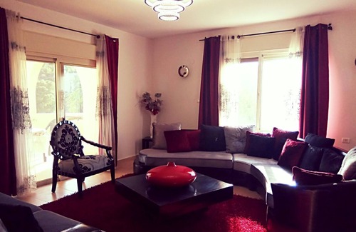Isfiya Villa | Relaxing Villa Set in a Scenic Natural Grove