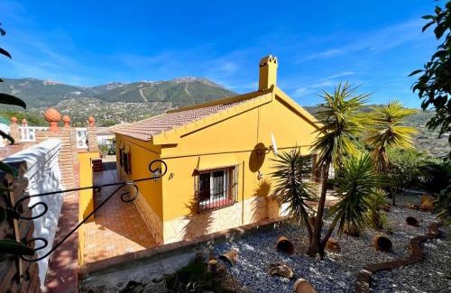 Alcaucin Villa | Inviting 2-Bed Villa with Private Pool in Alcaucin