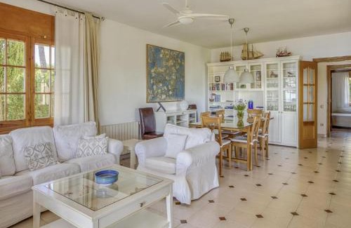 Arenys de Mar Villa | Discover Belvilla by OYO: Poolside Villa in Arenys de Mar