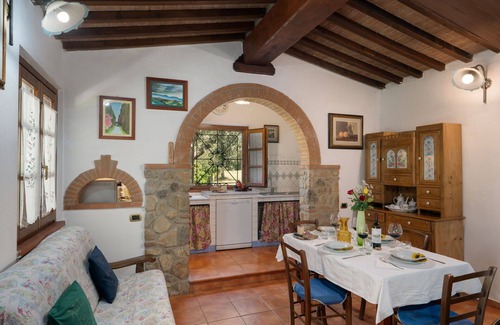 Bibbona Villa | Family-Friendly Villa in Bibbona with 2 Bedrooms