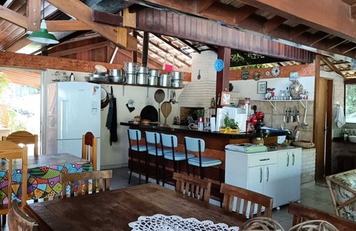 Vargem Grande Paulista Cottage | Enchanting Villa Surrounded by Nature Near São Paulo