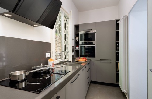 Calci Villa | Inviting Villa in Calci with Pool and Family-Friendly Amenities