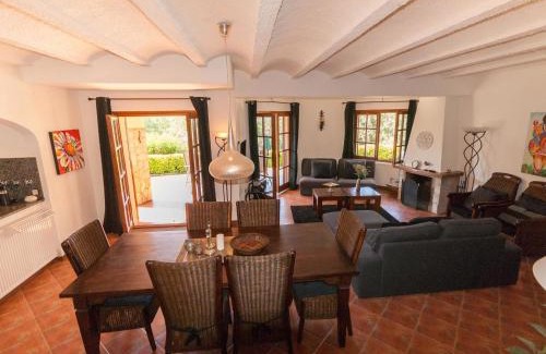 Calonge Villa | Tranquil Villa with Private Pool Steps from the Sea