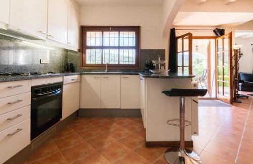 Calonge Villa | Tranquil Villa with Private Pool Steps from the Sea