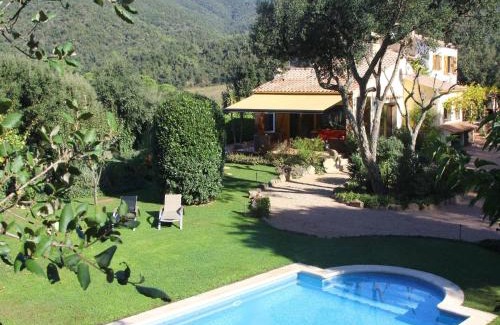 Santa Cristina de Aro Villa | Experience Belvilla by OYO Vall Repos: Pet-Friendly Retreat