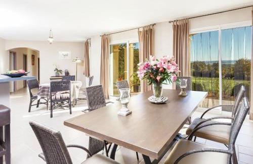 Saint-Medard Villa | Elegant Villa in Cazals with Pool and Family-Friendly Amenities