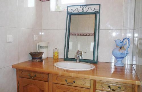 Conilhac-de-la-Montange House | Inviting Holiday Home with Pool for Family Getaways