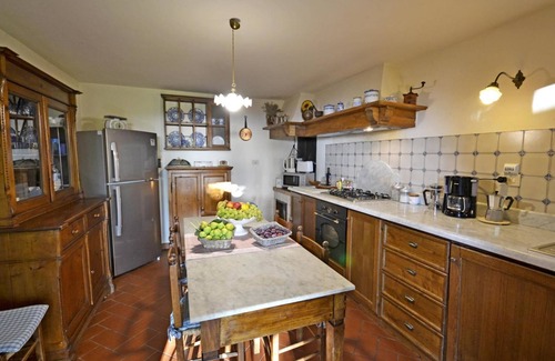 Cortona Villa | Elegant Villa in Cortona with Pool & Spa - Sleeps 12