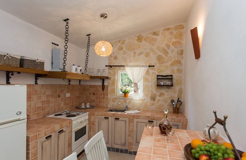 Ljubitovica House | Villa in Dalmatia with the swimmingpool