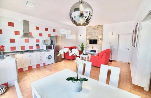 Conil de la Frontera Villa | Relaxing Villa Yuca with Private Pool in Conil
