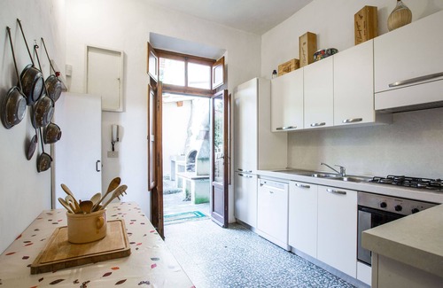 Florence Villa | Villa in Florence: Breathtaking Views & Exclusive Pool Access