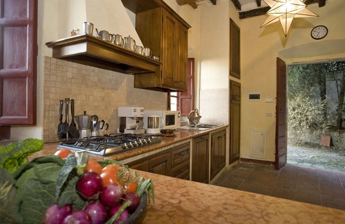 Capannori Villa | Elegant Villa in Sant'andrea In Caprile with Private Pool