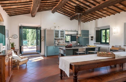 Colle di Val d'Elsa Villa | Private Farmhouse Retreat with Pool and Breakfast Included