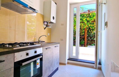 Minori Villa | Oceanfront Villa in Lemon Grove with Sea Views & Breeze