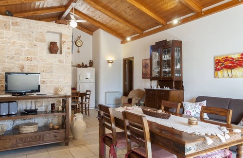 Castellana Grotte Villa | Oceanfront Villa in Monopoli for 12 Guests - Rated 10/10