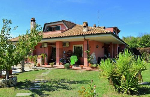 Monterotondo Villa | Comfortable Retreat at Belvilla by OYO Gavaccia - Family Friendly