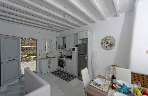 Kalafatis Villa | Elegant Villa Oasis with Ocean View Pool in Mykonos