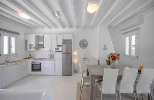 Kalafatis Villa | Elegant Villa Oasis with Ocean View Pool in Mykonos