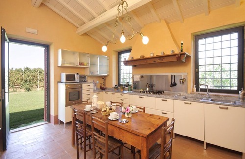 Orte House | Delightful Belvilla by OYO Bagnoletto with Pool & Breakfast