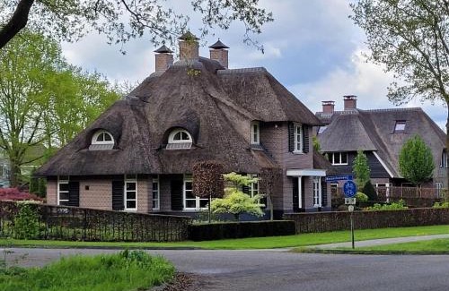 Overloon Villa | Relaxing B&B Villa in Overloon with Infrared Sauna