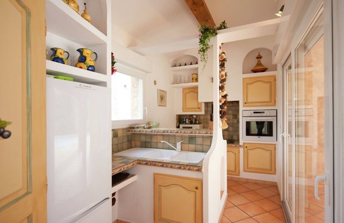 Saint-Paul-en-Foret Villa | Elegant Villa in Provence with Private Pool & Garden