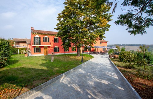Fubine Villa | Enchanting Villa in Piedmont with Private Pool & Vineyard Views