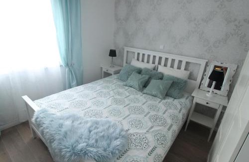 Pridraga Villa | Relaxing Villa in Pridraga with Pool & Jacuzzi for 5