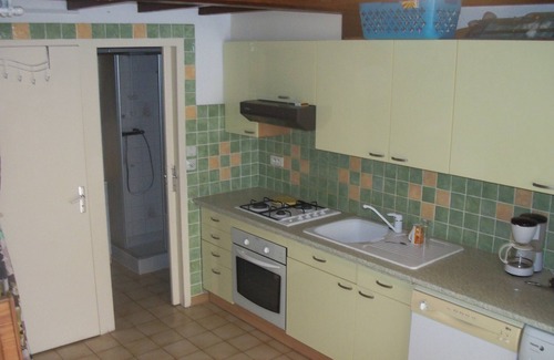 Valras-Plage Cabin | Relaxing Villa Steps from the Sea with Ocean View Amenities