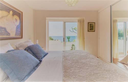 Los Realejos Villa | Oceanfront Villa with Pool and Exceptional Sea Views