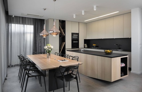 Vintijan Villa | Elegant Villa in Pula with Pool, Sauna & Pet-Friendly Perks