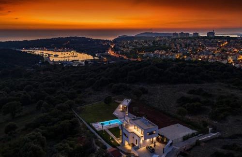 Vintijan Villa | Elegant Boutique Villa in Pula with Pool & Sauna Access