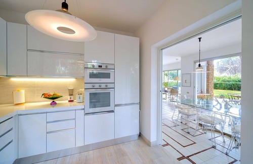 Roccamare Villa | Elegant Villa in Roccamare with Spa and Family Amenities