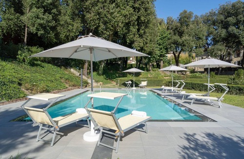 Ronta Villa | Spacious Villa in Ronta with Private Pool & Spa Amenities