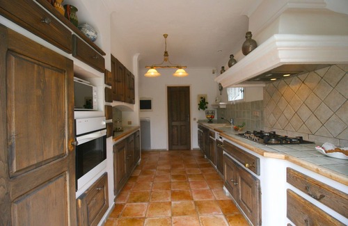 Saint-Paul-de-Vence Villa | Serene Villa in Saint Paul de Vence with Inviting Pool