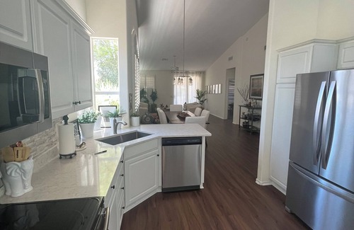 Saddlebrooke House | Premier Saddlebrooke Retreat: Golf, Pools & Spa Amenities