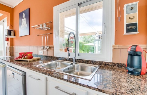 Lloseta House | Villa in Spain near Puerto de Alcudia & Beaches