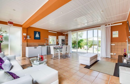 Lloseta House | Villa in Spain near Puerto de Alcudia & Beaches